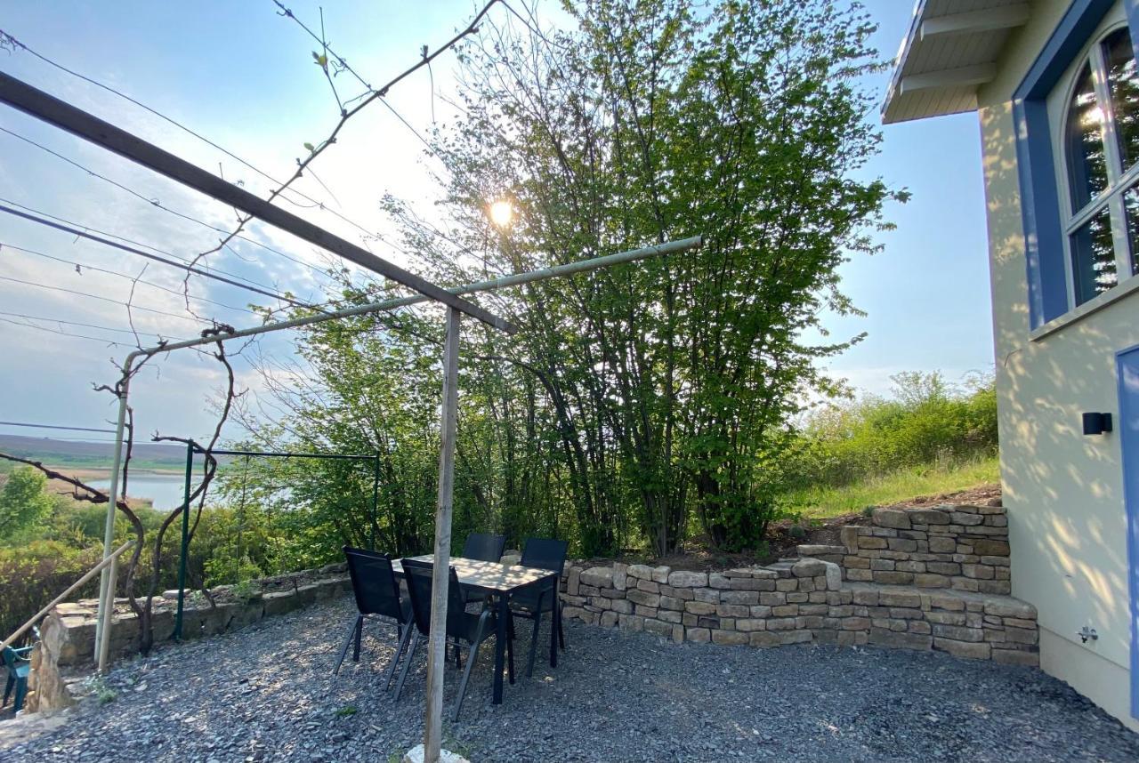 Weinbergshaus Mit Blick Auf'S Wasser Salzatal Eksteriør billede